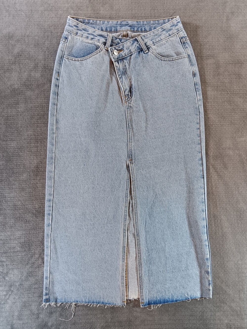 Front Slit, Grunge Light Wash Denim Jean Cowgirl Maxi Skirt, Pockets Size Medium